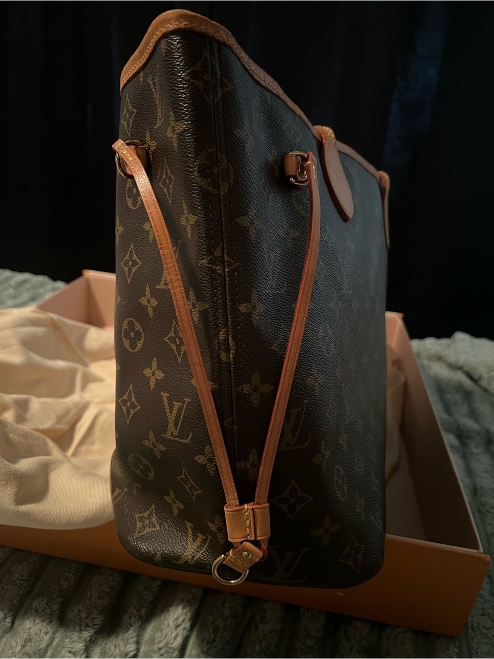 Louis Vuitton Brown Monogram Neverfull MM Tote with Pouch - Picture 10 of 12